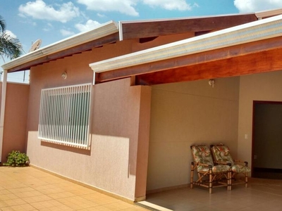 Casa em Nossa Senhora Aparecida, Paulínia/SP de 193m² 3 quartos à venda por R$ 909.000,00