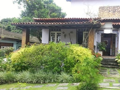 Casa em Pendotiba, Niterói/RJ de 450m² 4 quartos à venda por R$ 1.199.000,00