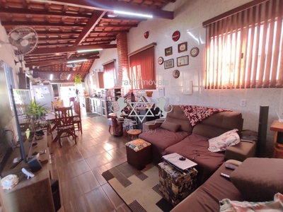 Casa em Perequê Mirim, Caraguatatuba/SP de 250m² 3 quartos à venda por R$ 429.000,00