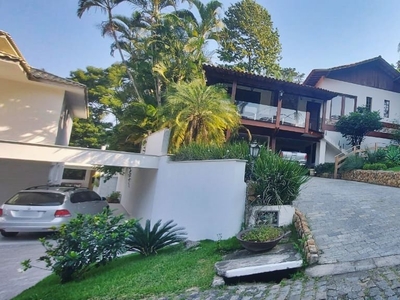 Casa em Piratininga, Niterói/RJ de 280m² 5 quartos à venda por R$ 2.799.000,00
