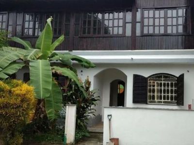 Casa em Piratininga, Niterói/RJ de 335m² 5 quartos à venda por R$ 549.000,00