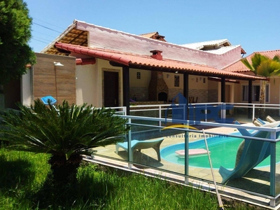 Casa em Ponta Grossa, Maricá/RJ de 200m² 3 quartos à venda por R$ 649.000,00