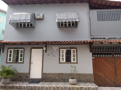 Casa em Raul Veiga, São Gonçalo/RJ de 90m² 2 quartos à venda por R$ 259.000,00