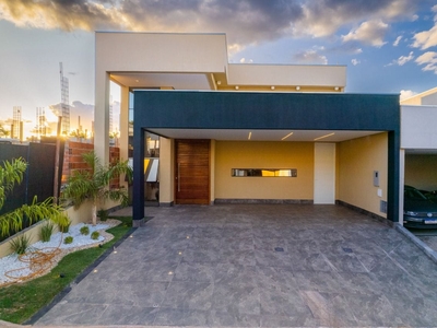 Casa em Setor Habitacional Arniqueiras (Taguatinga), Brasília/DF de 390m² 3 quartos à venda por R$ 1.389.000,00