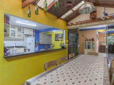 Casa em Umbará, Curitiba/PR de 215m² 4 quartos à venda por R$ 449.000,00