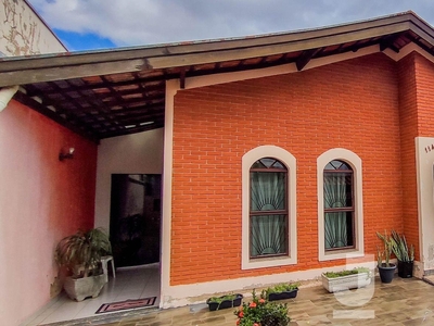 Casa em Vila Bertini, Americana/SP de 133m² 4 quartos à venda por R$ 564.000,00