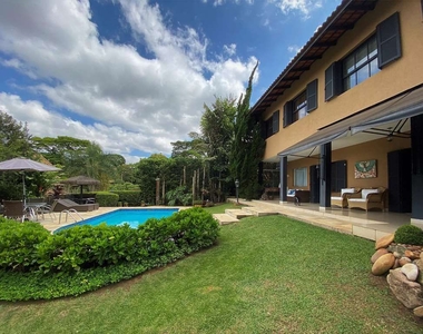 Casa em Vila Santo Antônio, Cotia/SP de 334m² 3 quartos à venda por R$ 2.299.000,00