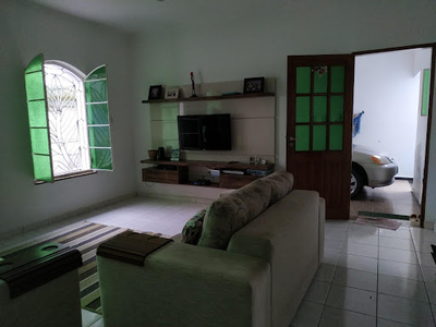 Casa em Vila Santos, Caçapava/SP de 201m² 3 quartos à venda por R$ 549.000,00