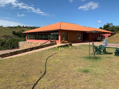 Fazenda em Estância Das Flores, Jaguariúna/SP de 1500m² 5 quartos à venda por R$ 3.499.000,00