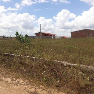 Terreno em Centro, Santo Antônio/RN de 200m² à venda por R$ 15.000,00