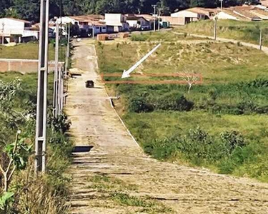 Terreno no centro de UBAJARA