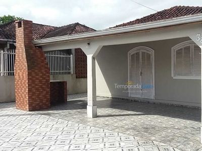 Casa para aluguel de temporada em Pontal do Paraná (Shangrilá)