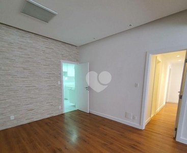 Apartamento à venda por R$ 950.000