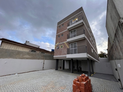Apartamento em Osasco, Colombo/PR de 54m² 3 quartos à venda por R$ 230.000,00