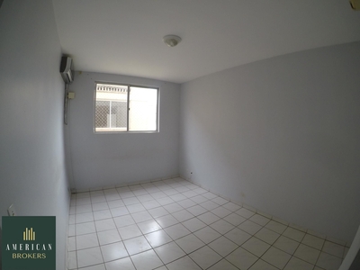 Apartamento em Setor Leste Vila Nova, Goiânia/GO de 68m² 3 quartos para locação R$ 950,00/mes