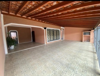 Casa em Bosque dos Eucaliptos, São José dos Campos/SP de 0m² 4 quartos à venda por R$ 899.000,00