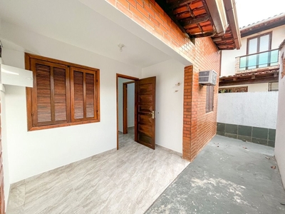 Casa em Camboinhas, Niterói/RJ de 80m² 2 quartos para locação R$ 2.200,00/mes
