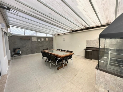 Casa em Chácara Quiriri, Carapicuíba/SP de 87m² 2 quartos à venda por R$ 669.000,00