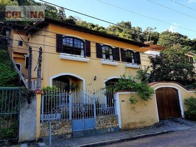 Casa em Fátima, Niterói/RJ de 350m² 5 quartos à venda por R$ 849.000,00