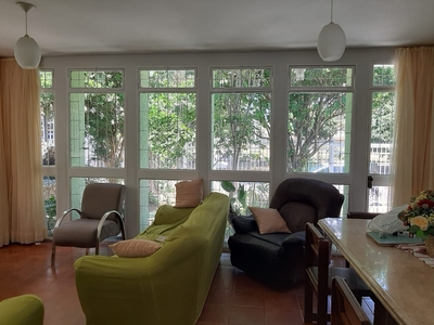 Casa em Guará I, Brasília/DF de 160m² 5 quartos à venda por R$ 649.000,00