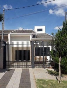 Casa em Jardim Itália, Maringá/PR de 108m² 3 quartos à venda por R$ 518.000,00