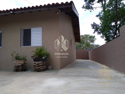 Casa em Jardim Santo Antônio, Atibaia/SP de 54m² 2 quartos à venda por R$ 328.000,00