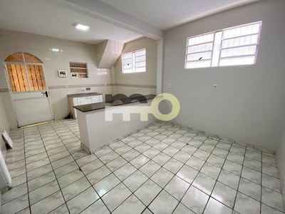 Casa em Parque 10 de Novembro, Manaus/AM de 60m² 2 quartos para locação R$ 1.100,00/mes