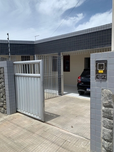 Casa em Pitimbu, Natal/RN de 243m² 3 quartos à venda por R$ 379.000,00