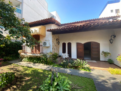 Casa em Recreio dos Bandeirantes, Rio de Janeiro/RJ de 293m² 4 quartos à venda por R$ 1.899.000,00