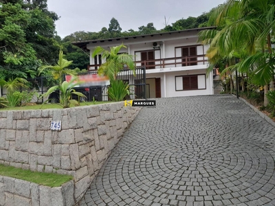 Sala em Bom Retiro, Joinville/SC de 126m² para locação R$ 3.500,00/mes