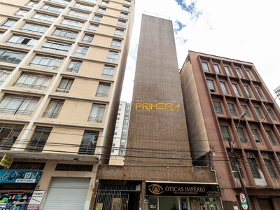 Sala em Centro, Curitiba/PR de 34m² à venda por R$ 98.500,00