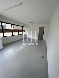 Sala em Centro, Curitiba/PR de 89m² à venda por R$ 314.000,00