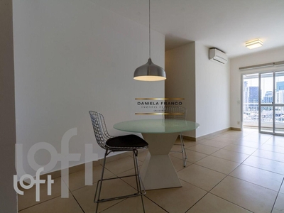 Apartamento à venda em Pinheiros com 82 m², 2 quartos, 1 suíte, 2 vagas