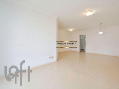 Apartamento à venda em Vila Olímpia com 150 m², 4 quartos, 2 suítes, 3 vagas