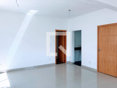 APARTAMENTO no 7º andar com 3 dormitórios e 3 garagens