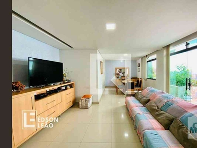 Casa com 4 quartos à venda no bairro Copacabana, 300m²