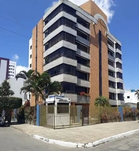 Apartamento, 143m2, com 3 quartos na melhor localização do bairro Candeias.