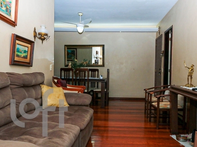 Apartamento à venda em Grajaú com 82 m², 3 quartos, 1 suíte, 2 vagas
