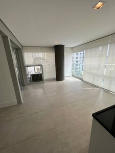 Apartamento com 1 Quarto e 2 banheiros para Alugar, 63 m² por R$ 5.400/Mês