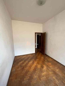 Apartamento com 1 quarto para alugar no bairro Centro, 50m²