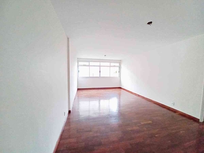 Apartamento com 3 quartos à venda no bairro Coração de Jesus, 106m²