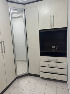 Apartamento com 3 Quartos e 1 banheiro à Venda, 76 m² por R$ 370.000