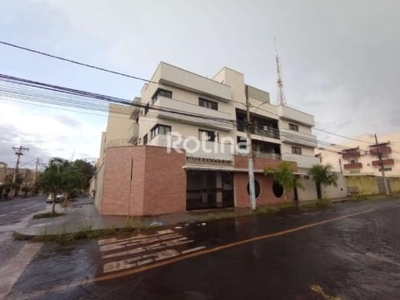 Apartamento para alugar, 3 quartos, 1 suíte, 1 vaga, umuarama - uberlândia/mg - r$ 2.600,00