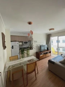 Apartamento para aluguel possui 48 metros quadrados com 2 quartos