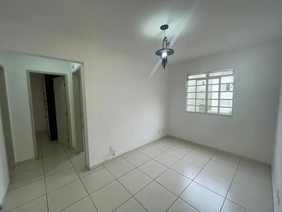Apartamento para aluguel possui 58 metros quadrados com 2 quartos em Jardim Guanabara - Ju