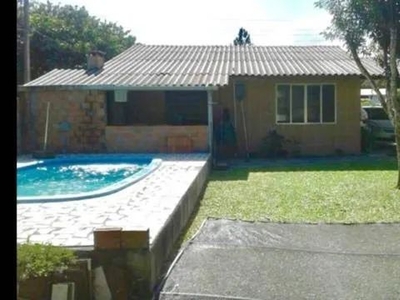 Belíssimo sítio c/ casa nova e piscina no condomínio Pomar da Lagoa.