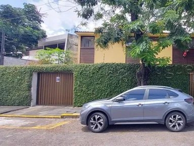 Casa Belíssima e Espetacular em Casa Forte 5quartos 4suítes 365m² Aceita Financimento!