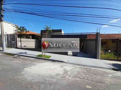 Casa com 3 quartos à venda no bairro Planalto, 170m²