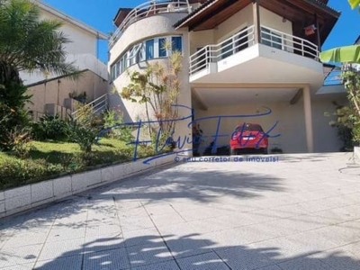 Casa com 4 dormitóritos a venda condomínio arujá 5 amplo espaço p/ piscina