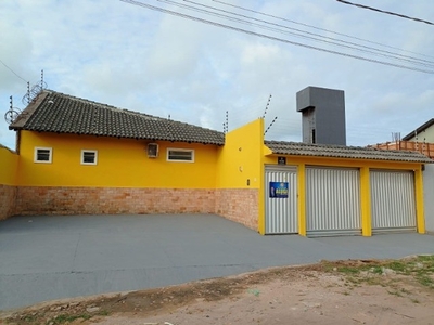 Casa com 4 suítes na praia do Atalaia-PA